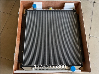 EX120-5挖掘機水箱